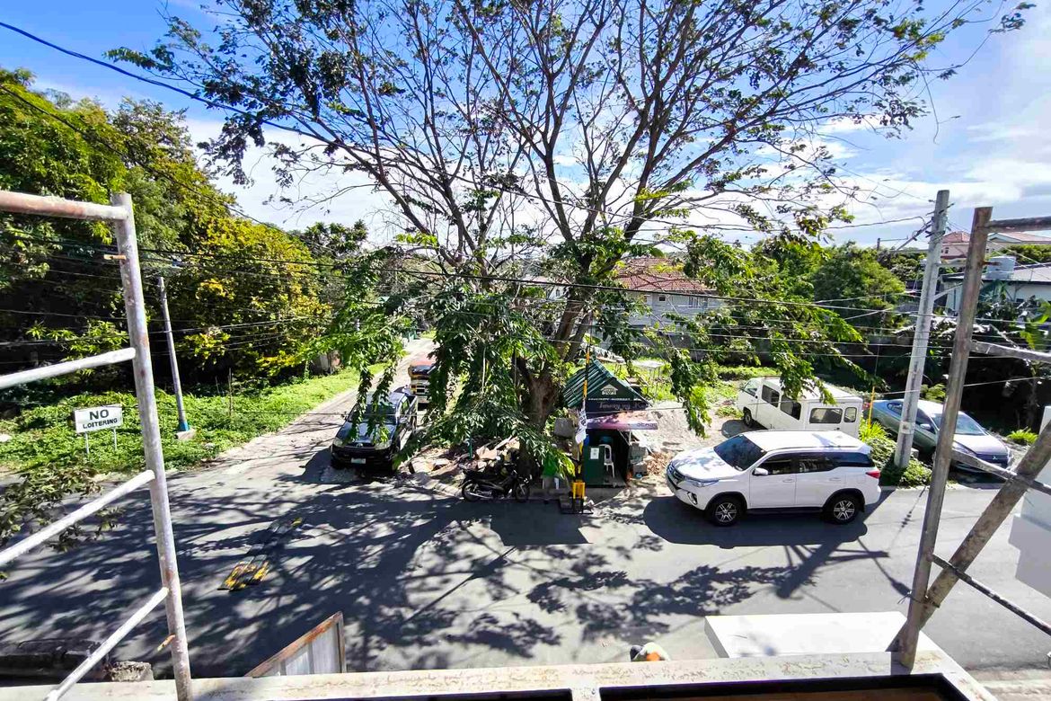 3 Bedroom House for Sale in Poblacion, Muntinlupa, Metro Manila – photo 2