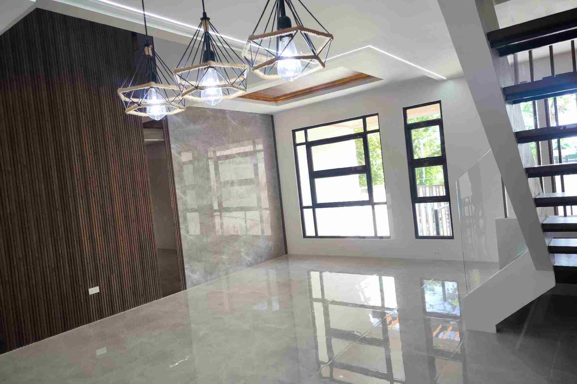 3 Bedroom House for Sale in Poblacion, Muntinlupa, Metro Manila – photo 6
