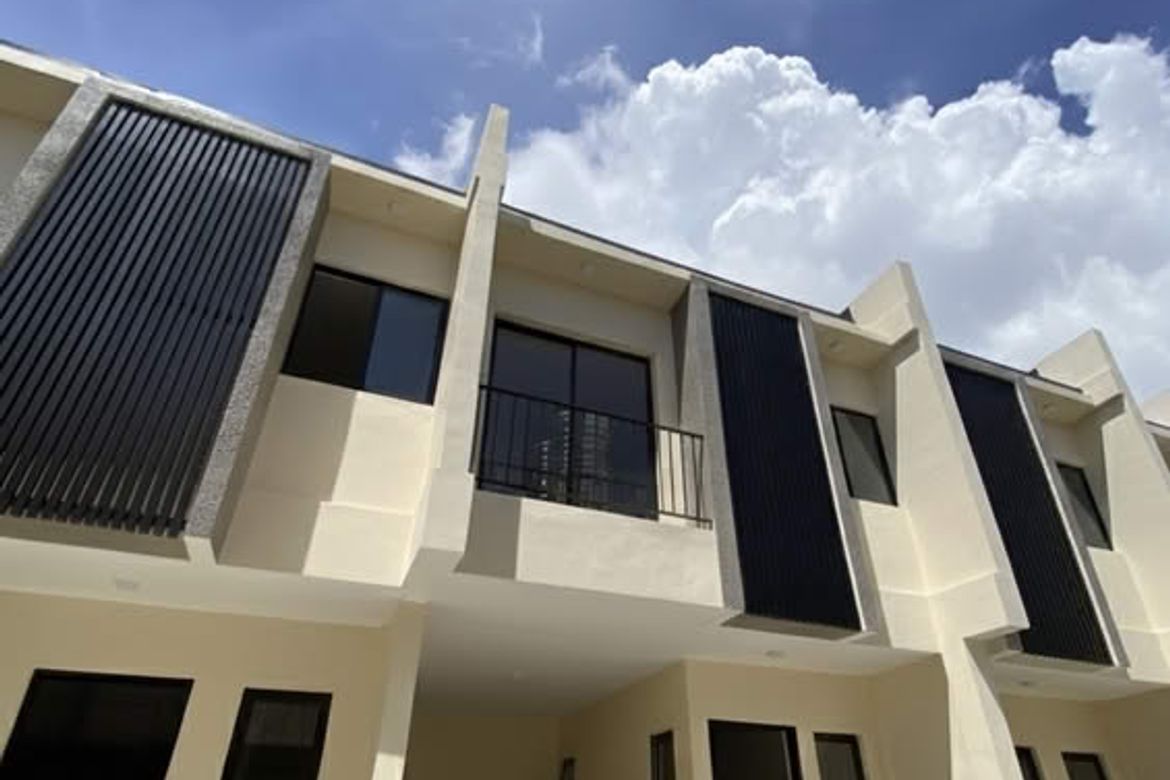 3 Bedroom House for Sale in Poblacion, Talisay, Cebu