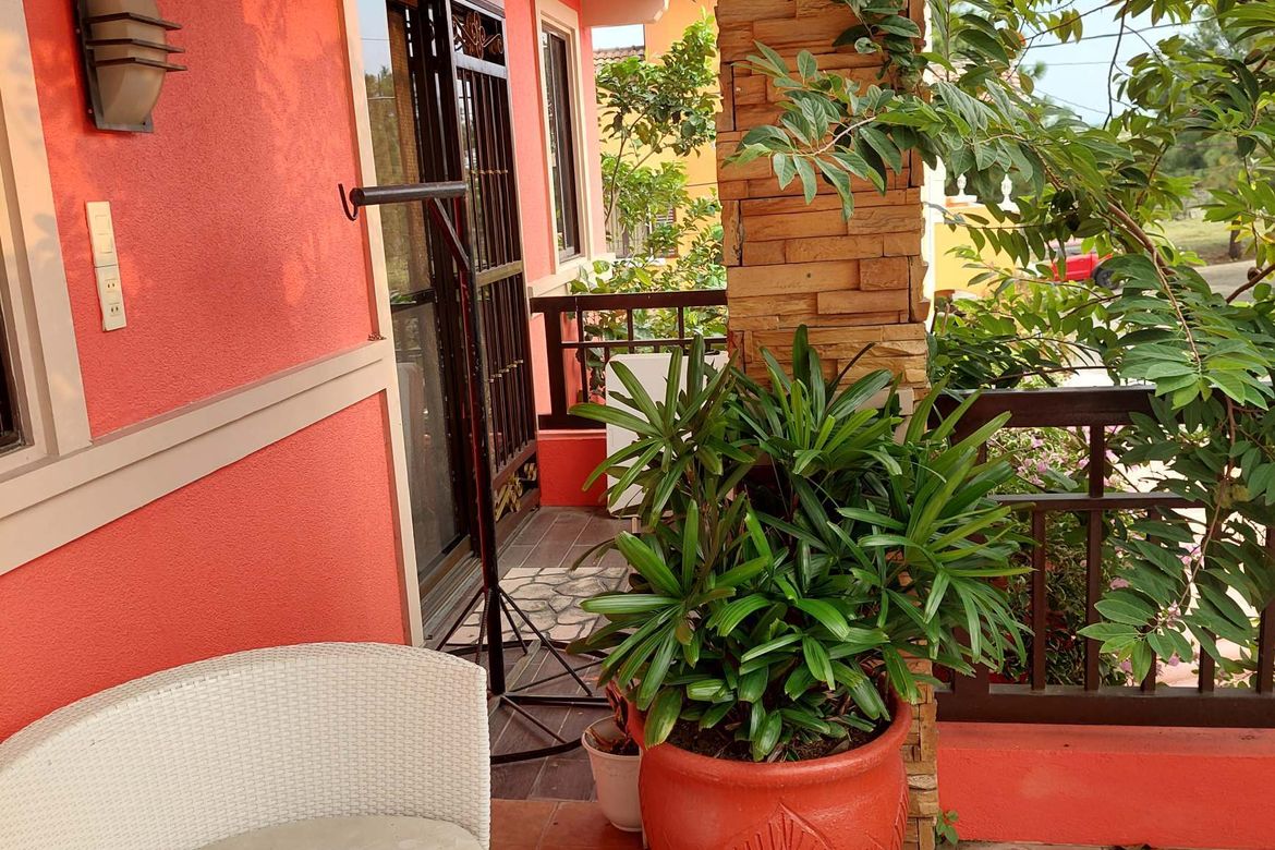 3 Bedroom House for Sale in Ponticelli Hills, Molino III, Bacoor, Cavite – photo 5