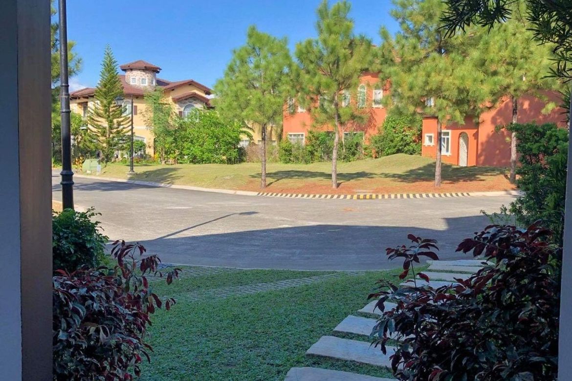 3 Bedroom House for Sale in Portofino Heights, Almanza Dos, Las Piñas, Metro Manila – photo 6
