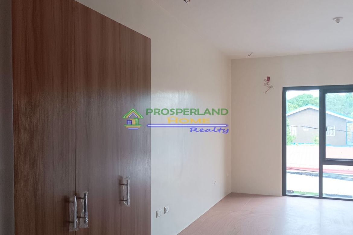 3 Bedroom House for Sale in Pulang Lupa Dos, Las Piñas, Metro Manila – photo 5