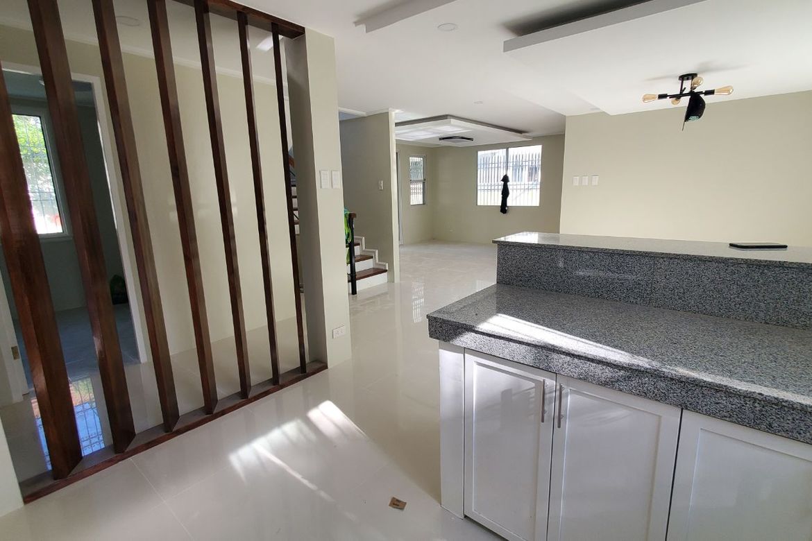 3 Bedroom House for Sale in Pulong Santa Cruz, Santa Rosa, Laguna – photo 7