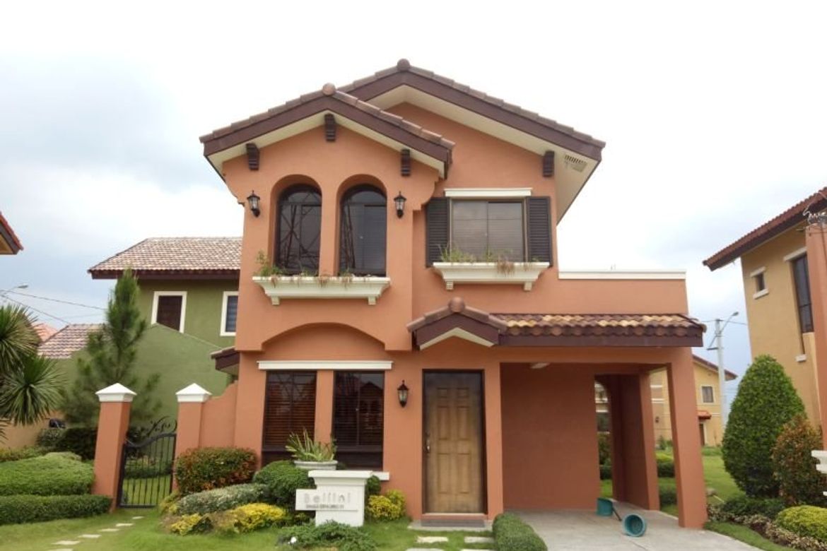 3 Bedroom House for Sale in Pulong Santa Cruz, Santa Rosa, Laguna