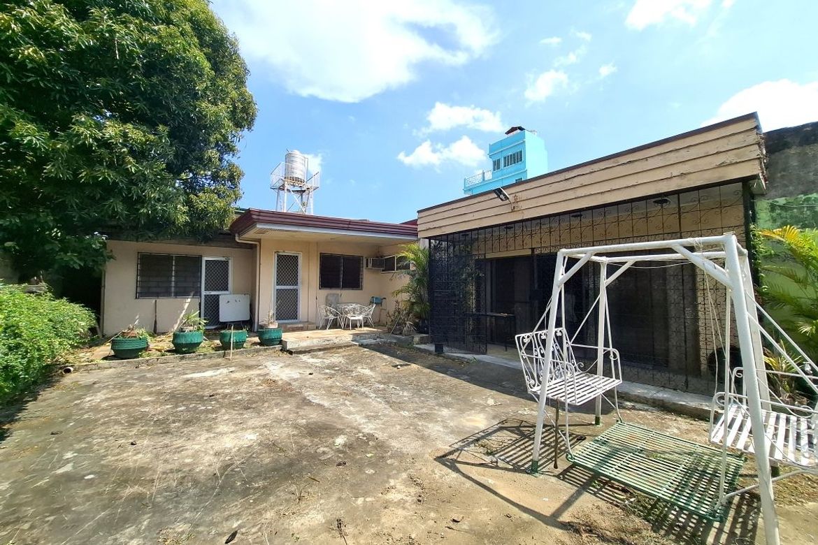 3 Bedroom House for Sale in Punta Princesa, Cebu City, Cebu