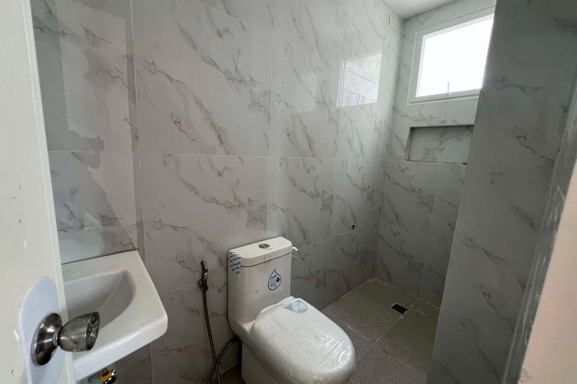 3 Bedroom House for Sale in Quirino 2-A, Quezon City, Metro Manila near LRT-2 Anonas – photo 4