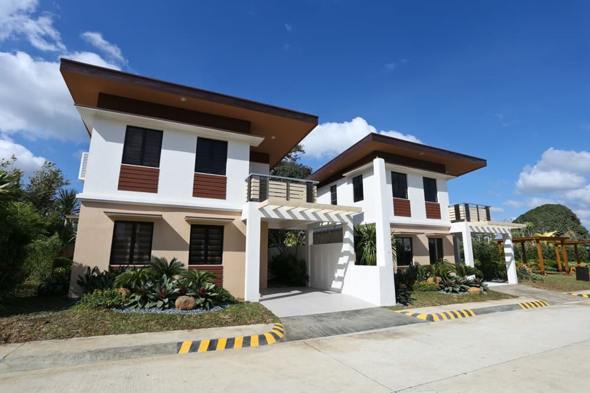 3 Bedroom House for Sale in San Agustin I, Dasmariñas, Cavite