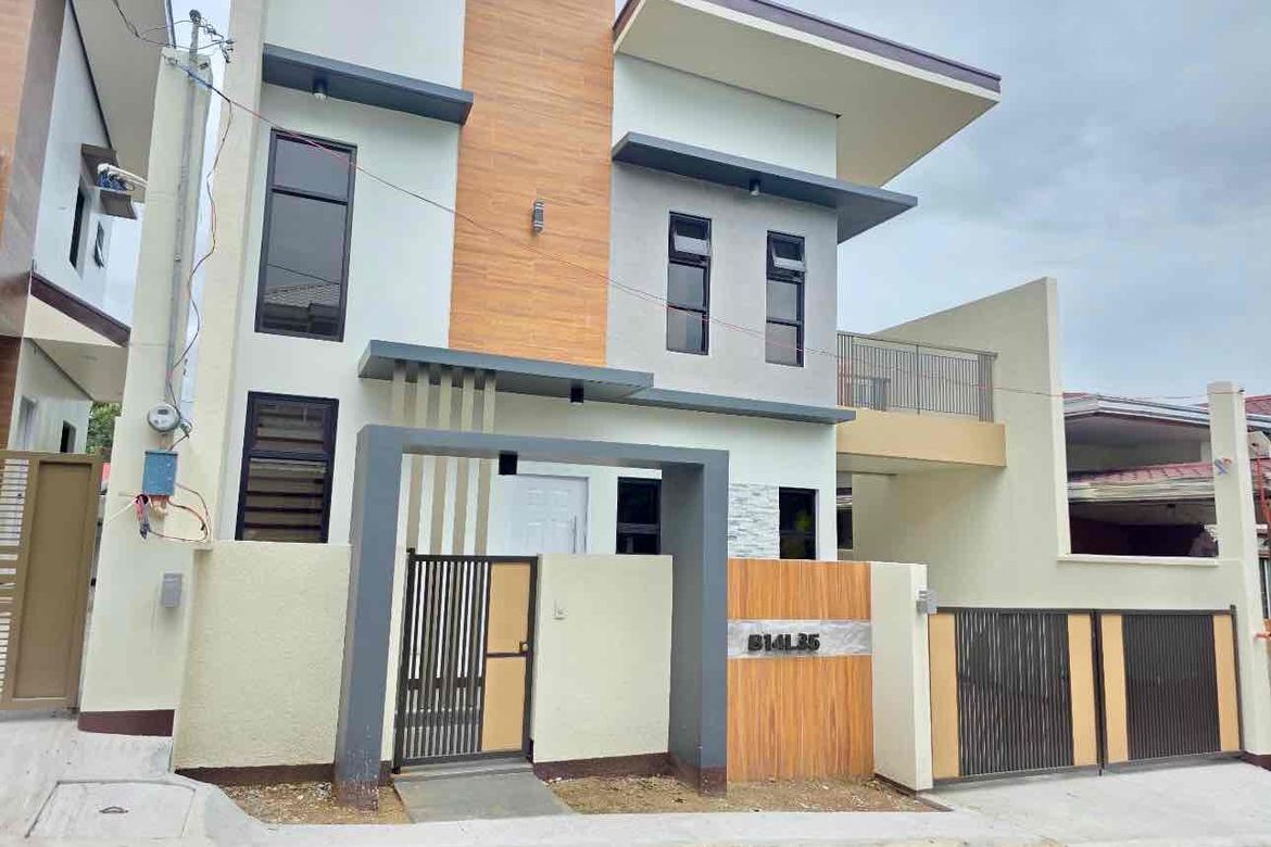 3 Bedroom House for Sale in San Agustin I, Dasmariñas, Cavite