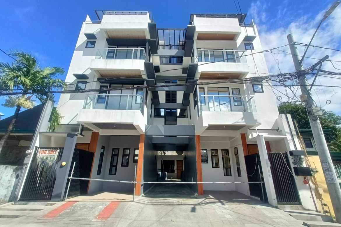 3 Bedroom House for Sale in San Antonio, Parañaque, Metro Manila