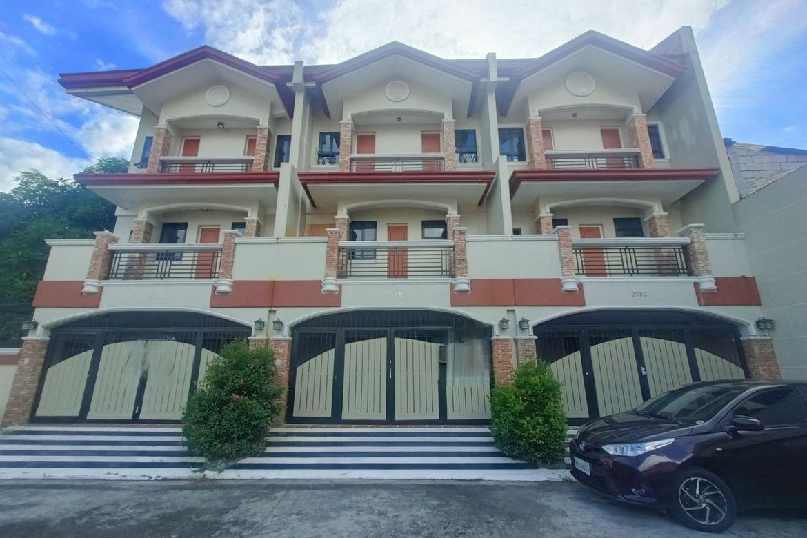 3 Bedroom House for Sale in San Antonio, Parañaque, Metro Manila
