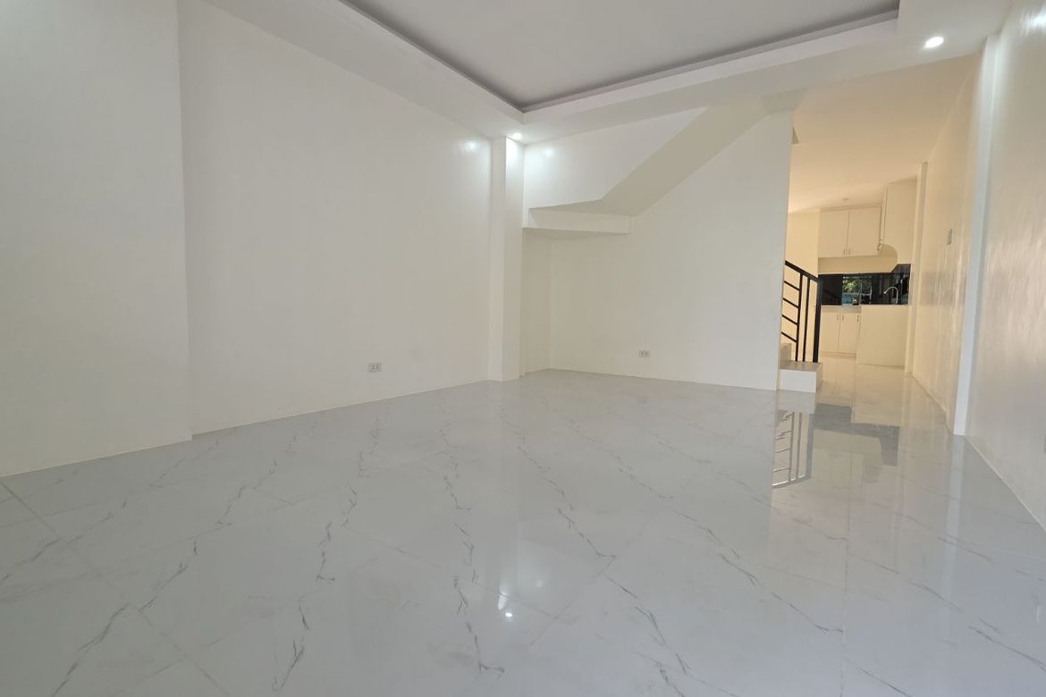 3 Bedroom House for Sale in San Bartolome, Quezon City, Metro Manila – photo 2