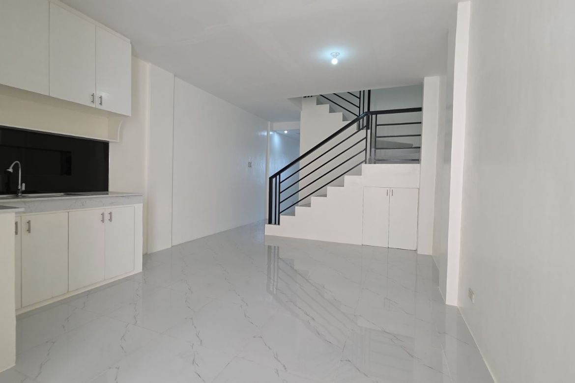 3 Bedroom House for Sale in San Bartolome, Quezon City, Metro Manila – photo 4