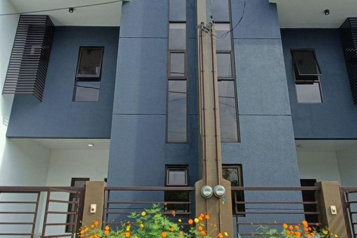 3 Bedroom House for Sale in San Dionisio, Parañaque, Metro Manila