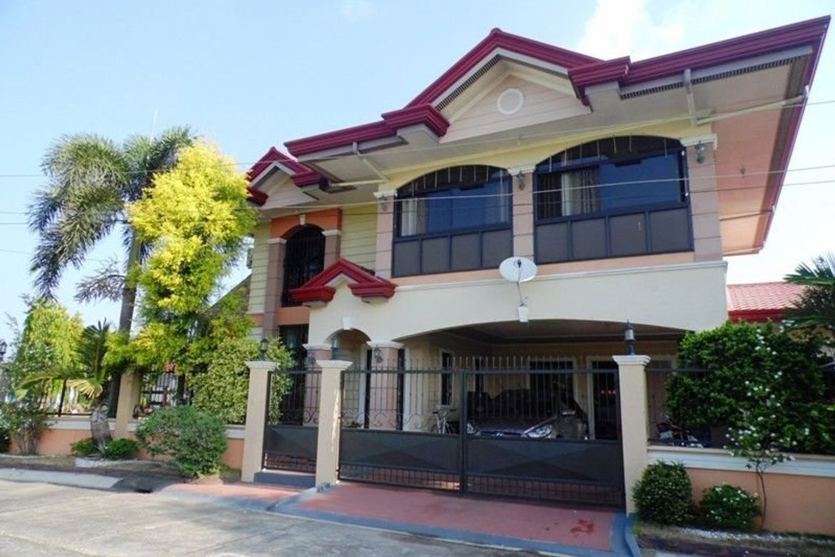 3 Bedroom House for Sale in San Francisco, Mabalacat, Pampanga