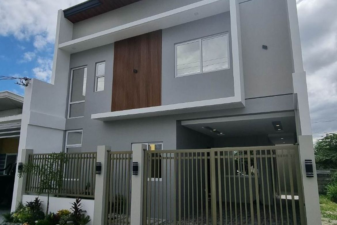 3 Bedroom House for Sale in San Francisco, Mabalacat, Pampanga