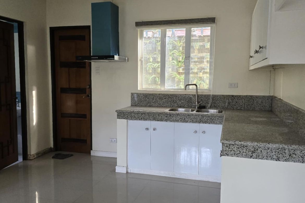 3 Bedroom House for Sale in San Isidro, Antipolo, Rizal – photo 5