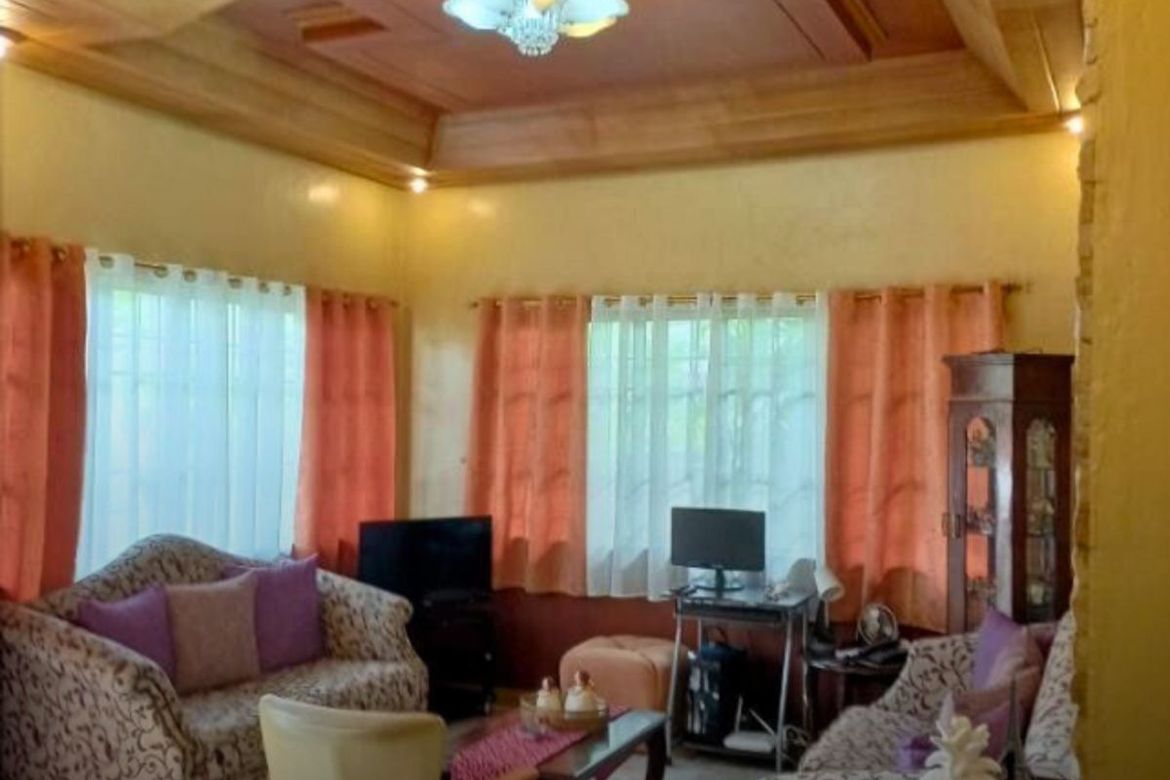 3 Bedroom House for Sale in San Isidro, Cainta, Rizal