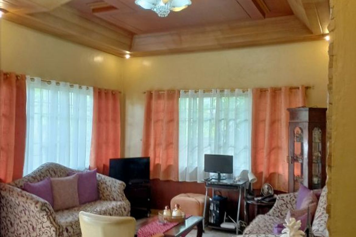 3 Bedroom House for Sale in San Isidro, Cainta, Rizal