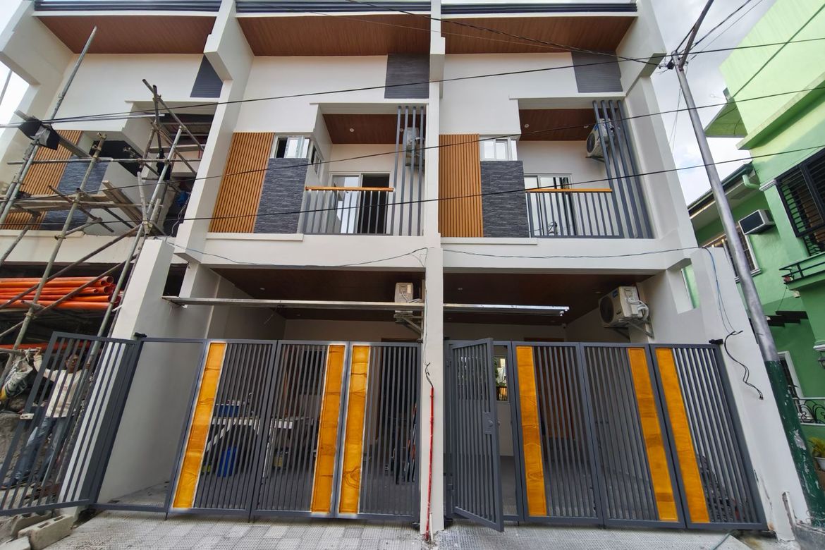 3 Bedroom House for Sale in San Isidro, Parañaque, Metro Manila