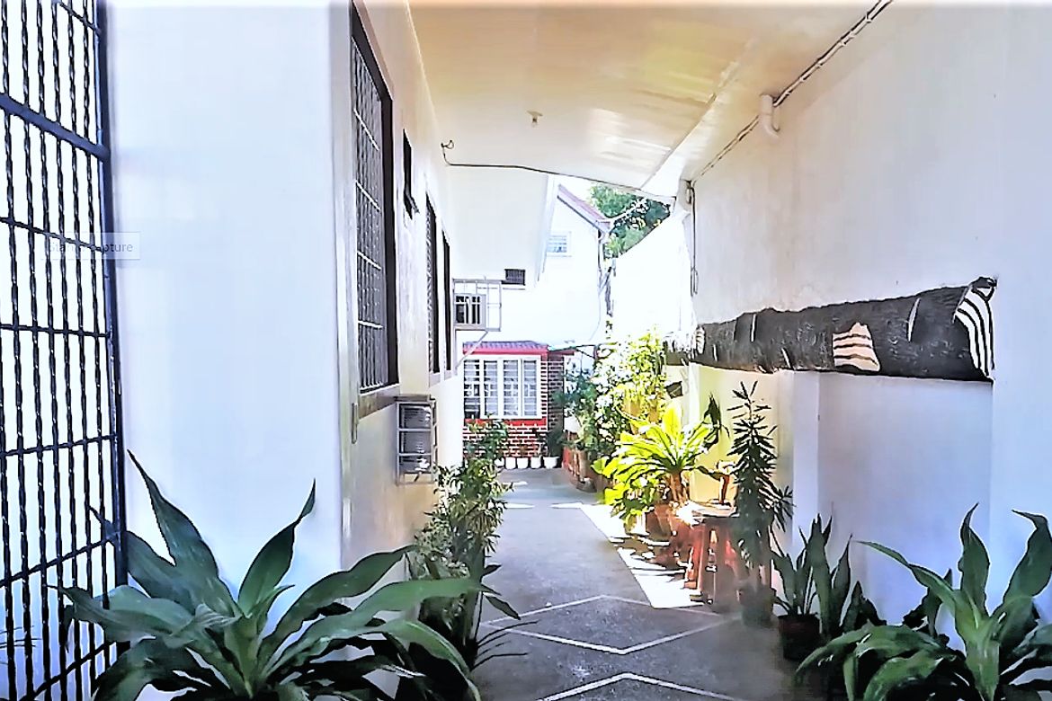3 Bedroom House for Sale in San Isidro, Parañaque, Metro Manila – photo 3