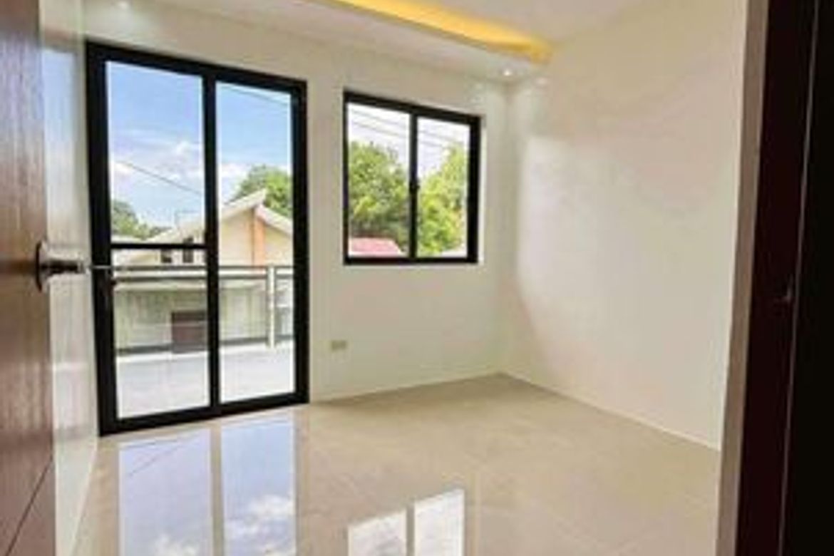 3 Bedroom House for Sale in San Isidro, San Fernando, Pampanga – photo 2