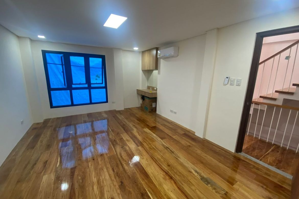 3 Bedroom House for Sale in San Lorenzo, Makati City near MRT-3 Ayala – photo 4