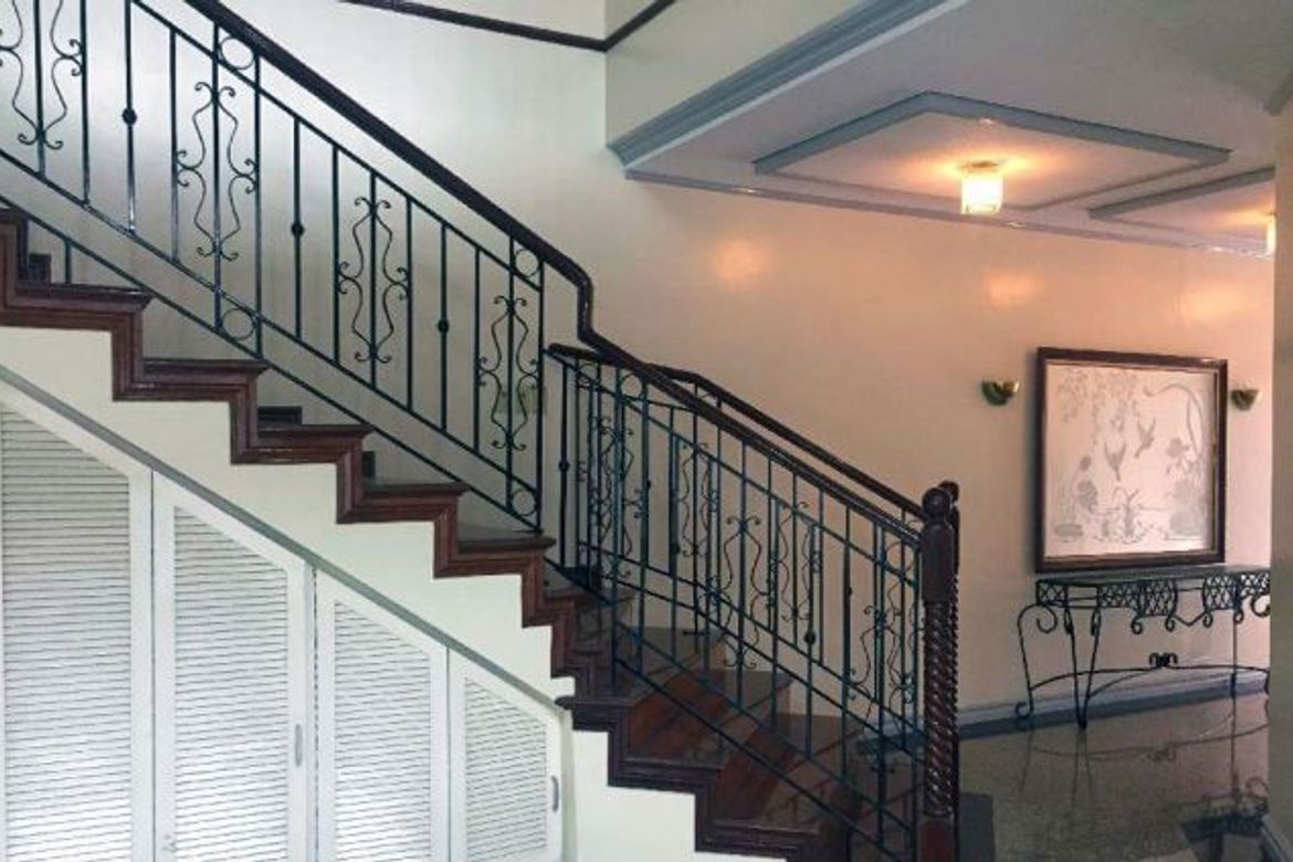 3 Bedroom House for Sale in San Lorenzo, Makati, Metro Manila near MRT-3 Ayala – photo 8