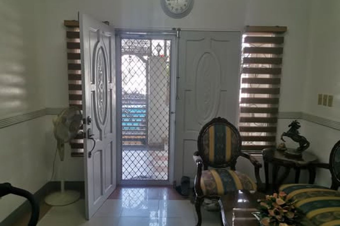 3 Bedroom House for Sale in San Nicolas, Pasig, Metro Manila – photo 2
