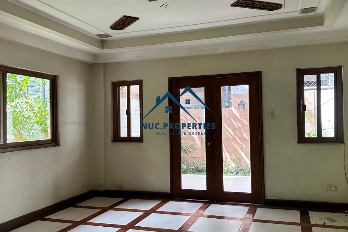 3 Bedroom House for Sale in San Nicolas, Pasig, Metro Manila