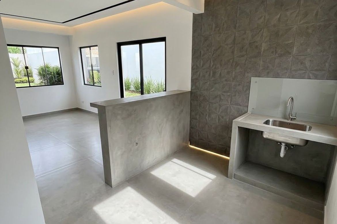 3 Bedroom House for Sale in San Pedro, Santo Tomas, Batangas – photo 6
