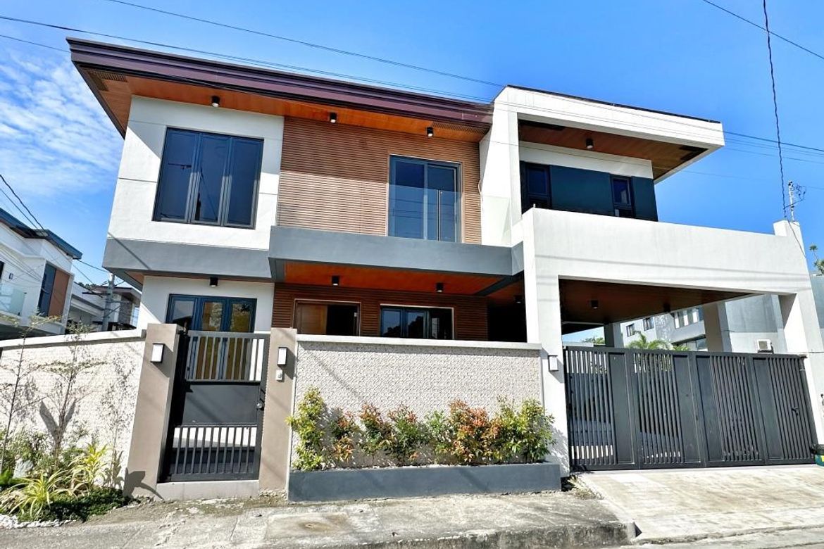 3 Bedroom House for Sale in Santa Ana, Taytay, Rizal