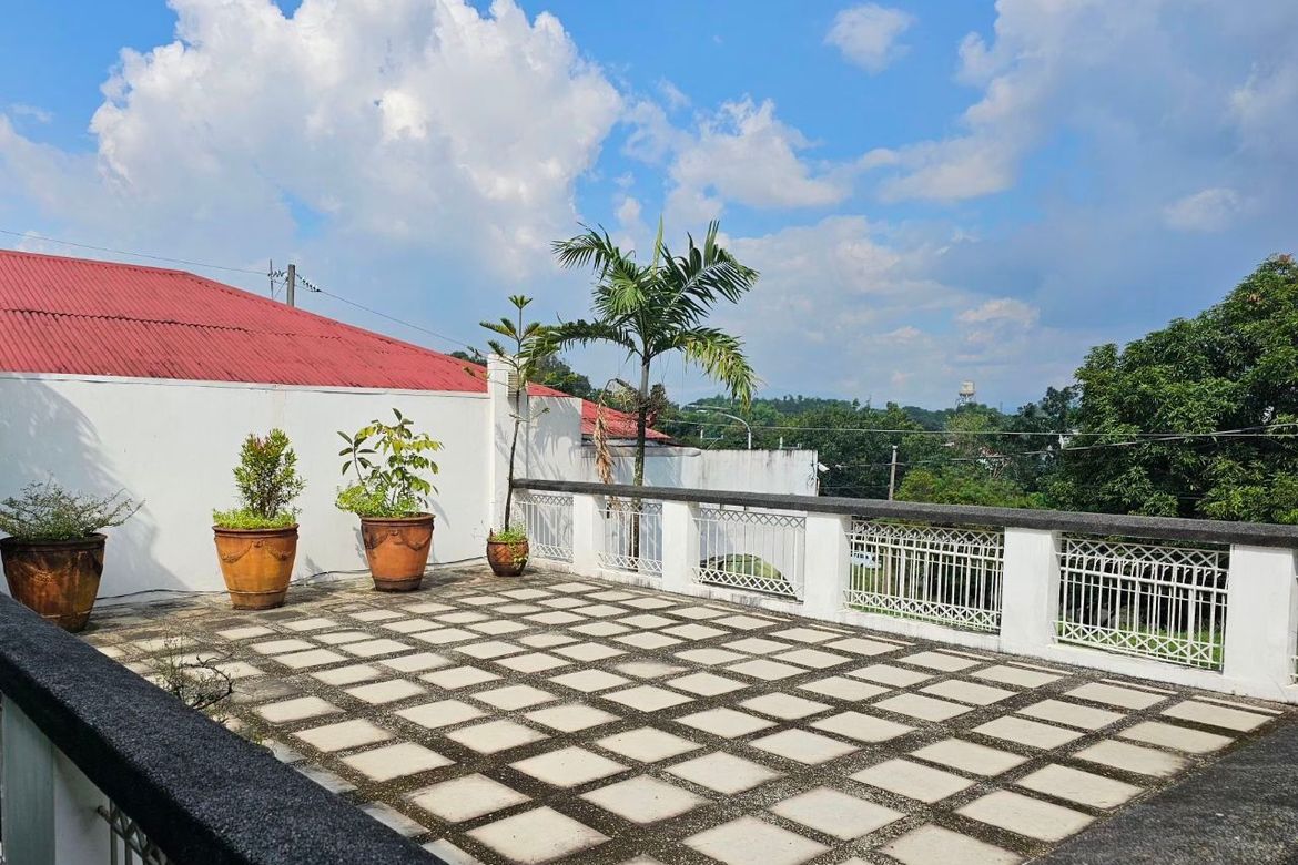 3 Bedroom House for Sale in Santa Cruz, Antipolo, Rizal