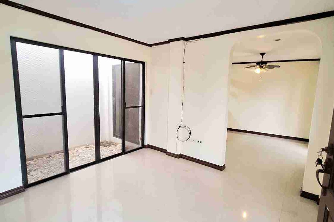 3 Bedroom House for Sale in Santa Cruz, Iloilo City, Iloilo – photo 7