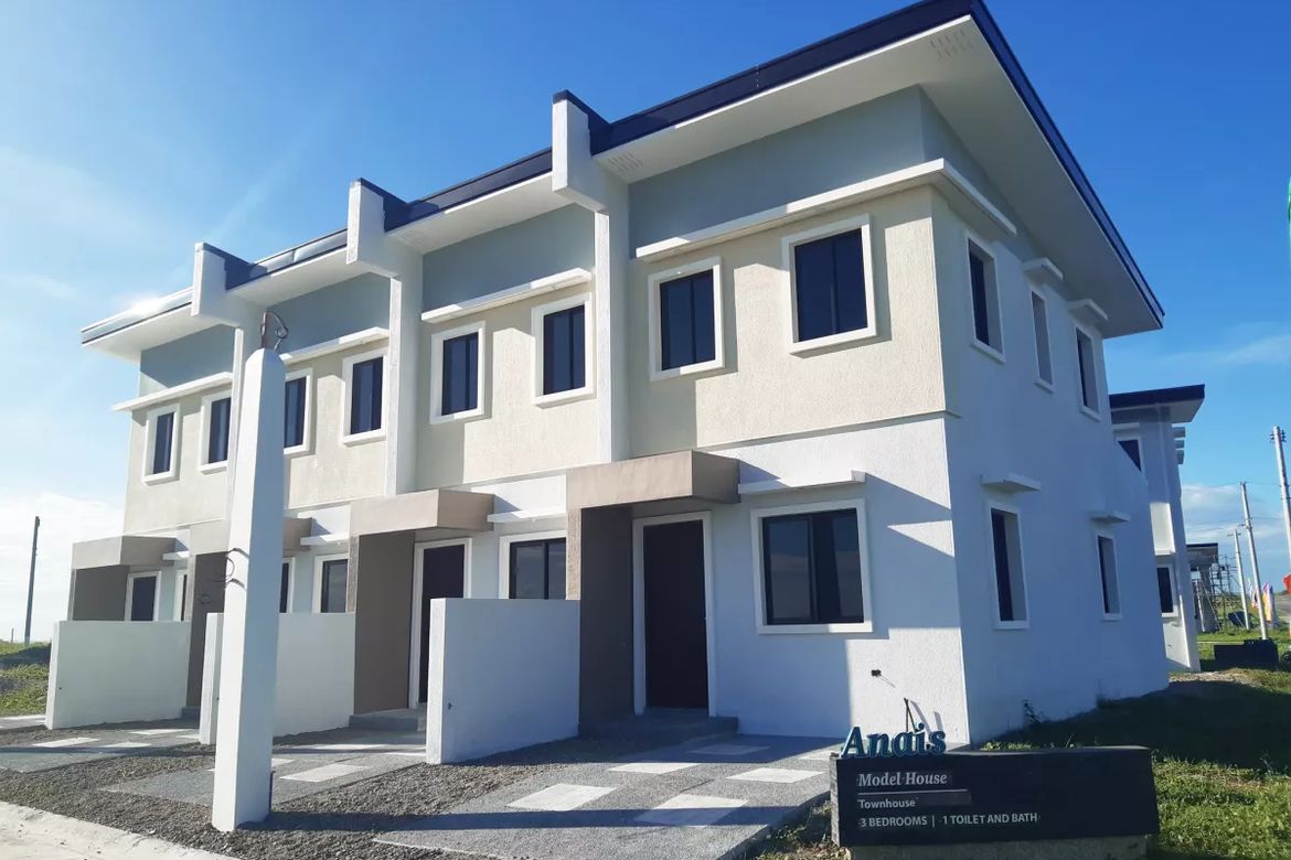3 Bedroom House for Sale in Santa Cruz, Porac, Pampanga