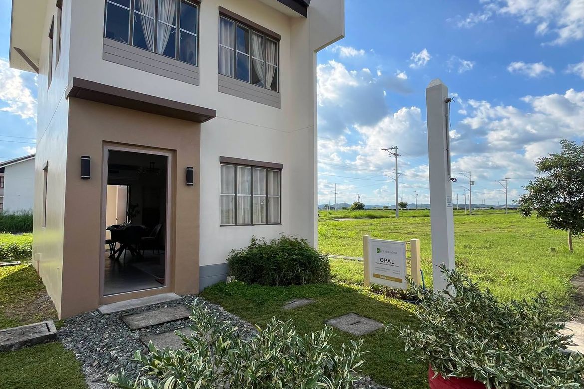 3 Bedroom House for Sale in Santa Maria, Mabalacat, Pampanga