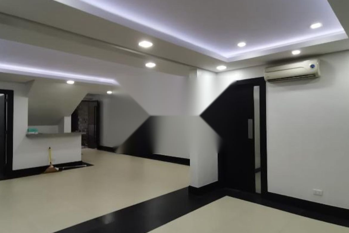 3 Bedroom House for Sale in Santa Mesa, Manila, Metro Manila near LRT-2 V. Mapa