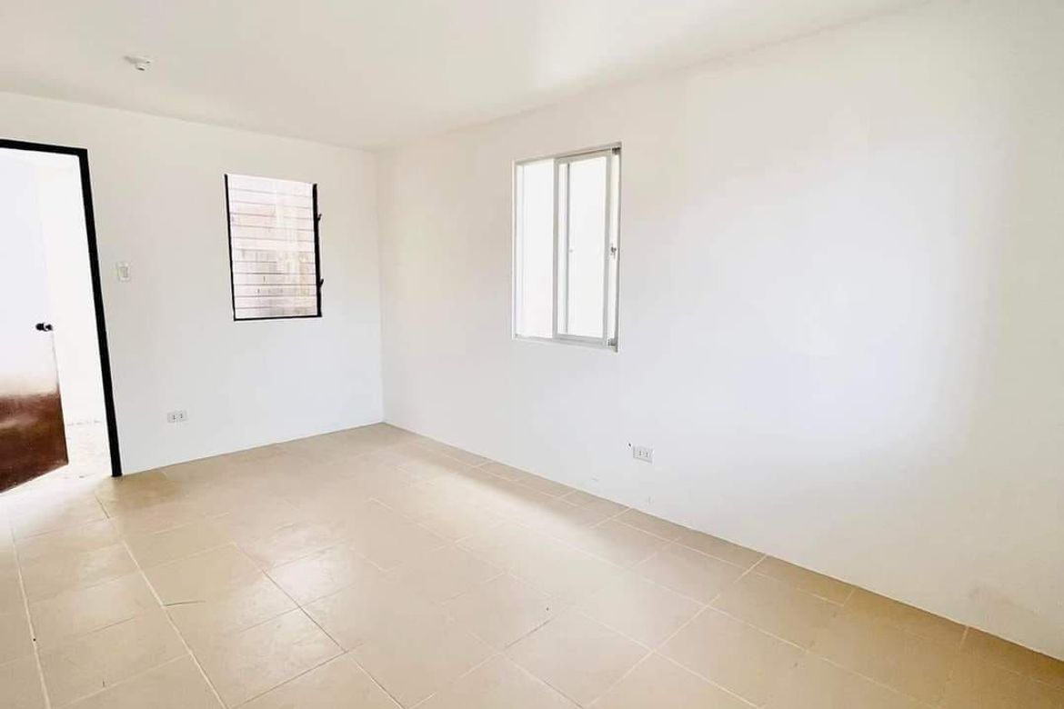 3 Bedroom House for Sale in Santa Monica, San Pablo, Laguna – photo 2