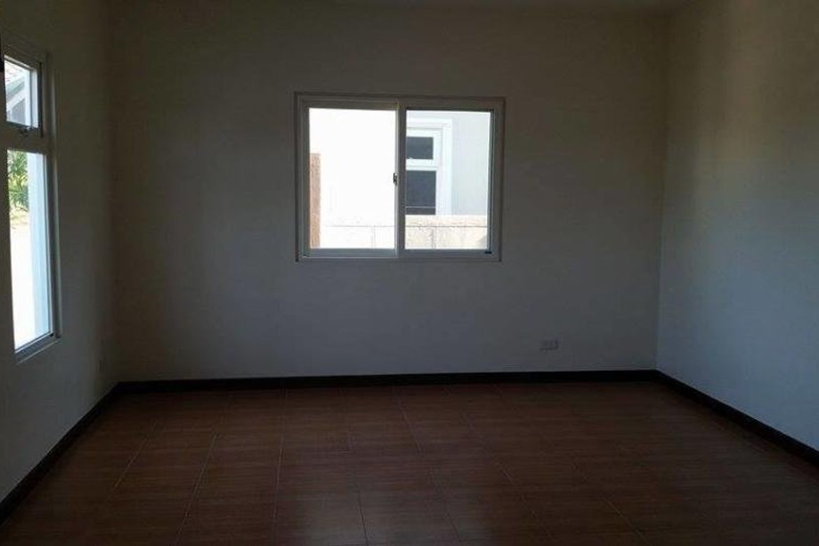 3 Bedroom House for Sale in Santa Teresita, Angeles, Pampanga – photo 4