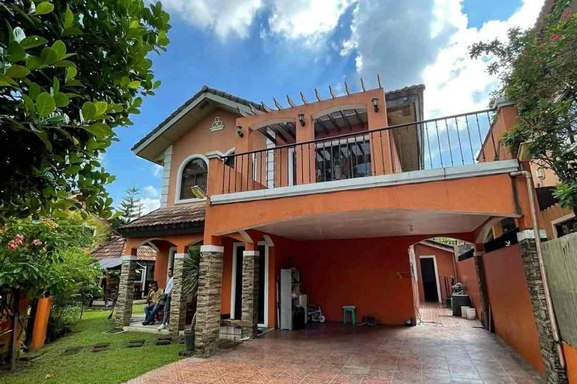 3 Bedroom House for Sale in Santo Domingo, Santa Rosa, Laguna