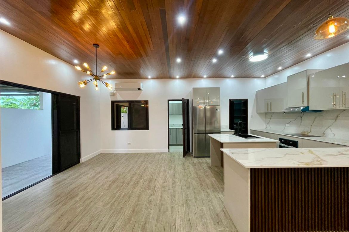 3 Bedroom House for Sale in Santo Rosario, San Fernando, Pampanga – photo 5