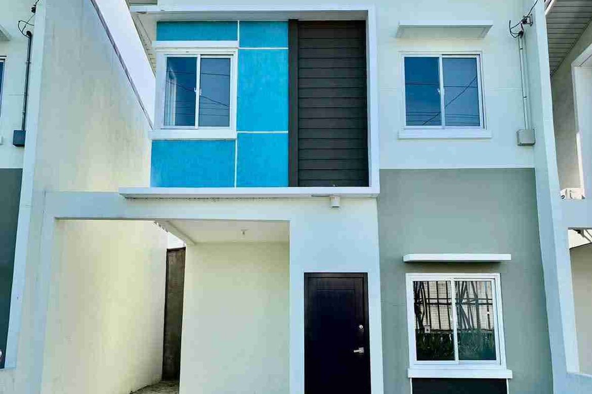 3 Bedroom House for Sale in Santo Rosario, San Fernando, Pampanga