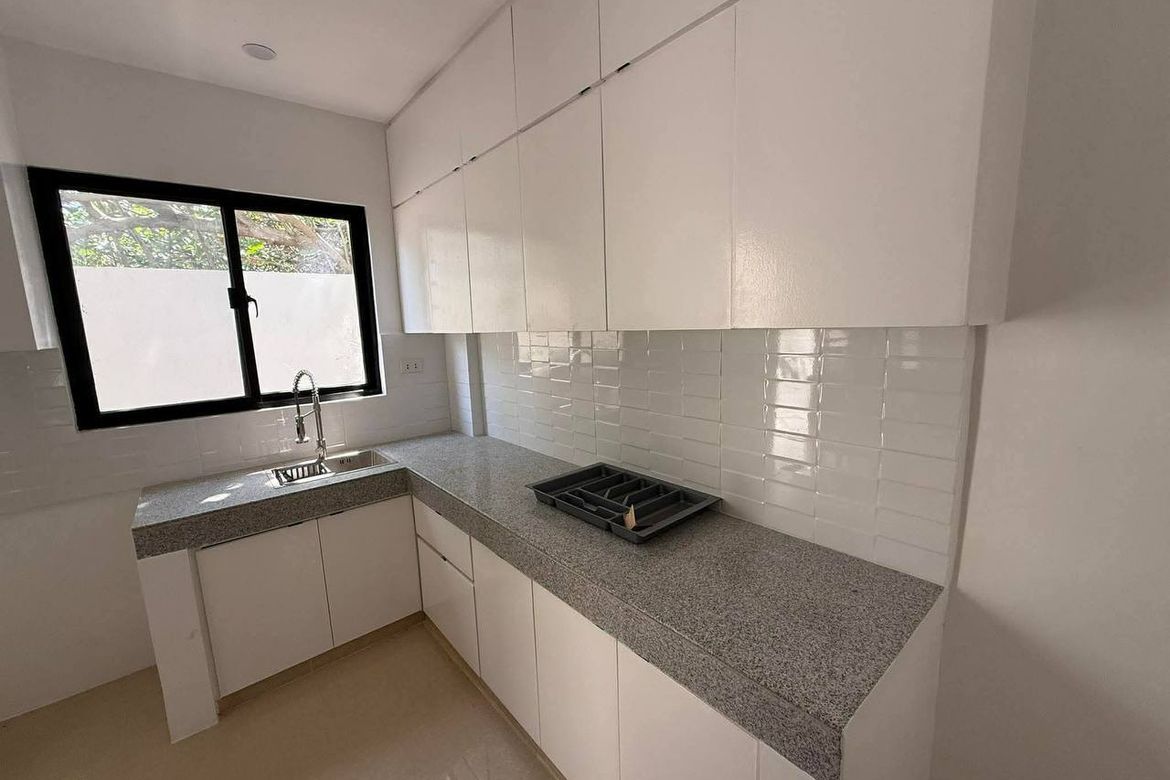 3 Bedroom House for Sale in Santo Tomas, Biñan, Laguna – photo 5