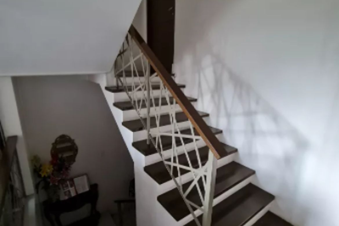 3 Bedroom House for Sale in Santolan, Pasig, Metro Manila near LRT-2 Santolan – photo 3