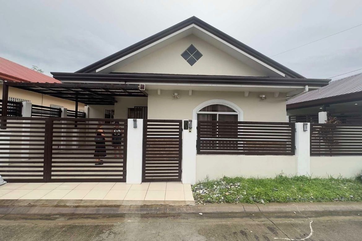 3 Bedroom House for Sale in Sapalibutad, Angeles, Pampanga
