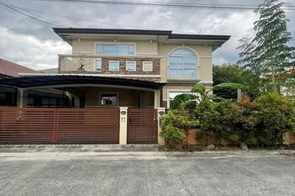 3 Bedroom House for Sale in Sapalibutad, Angeles, Pampanga