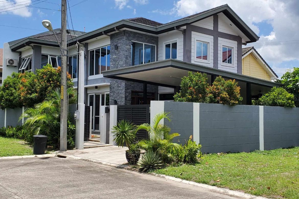 3 Bedroom House for Sale in Sindalan, San Fernando, Pampanga