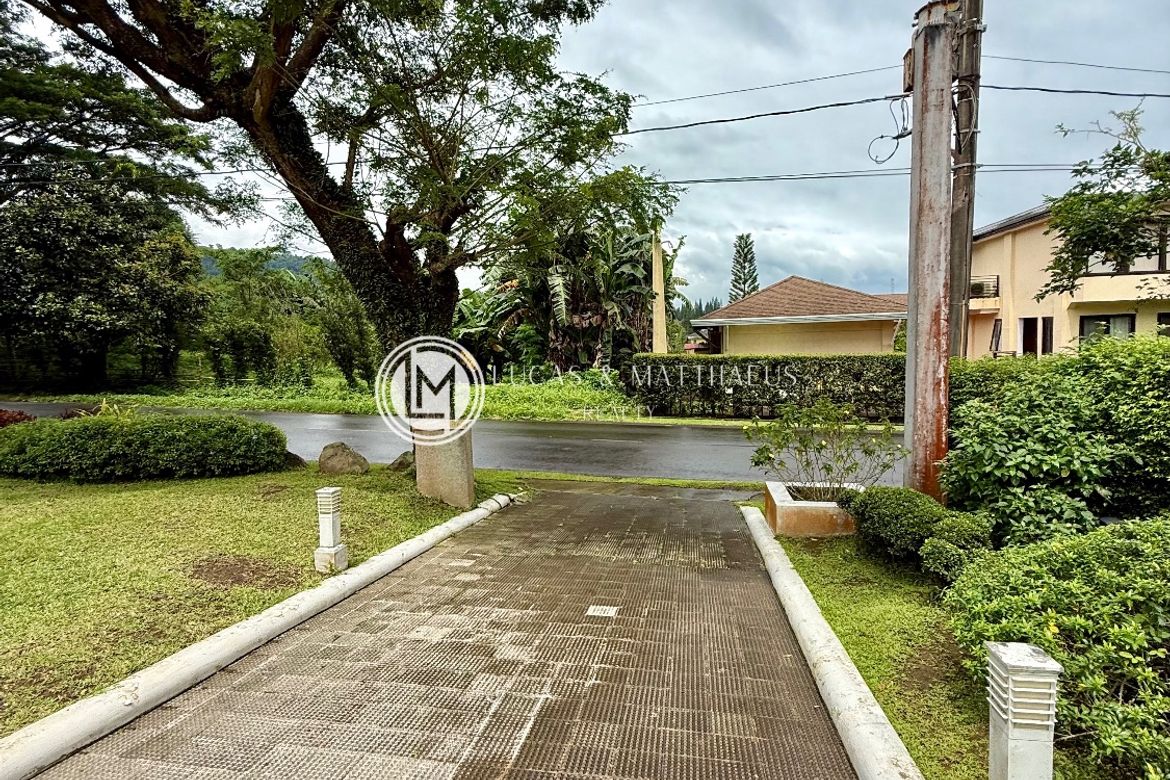 3 Bedroom House for Sale in Tagaytay Highlands, Iruhin East, Tagaytay, Cavite – photo 6