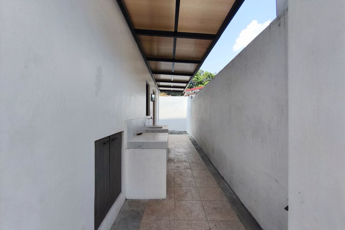 3 Bedroom House for Sale in Talon Dos, Las Piñas, Metro Manila – photo 4