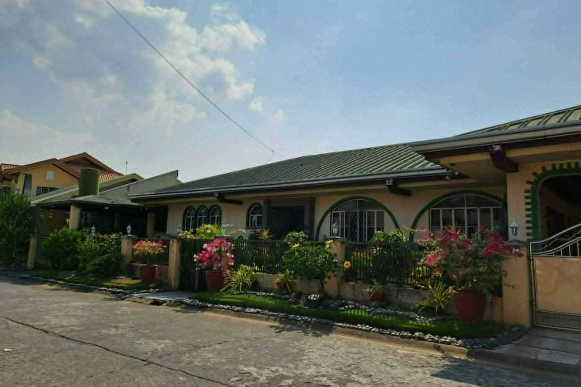 3 Bedroom House for Sale in Talon Dos, Las Piñas, Metro Manila