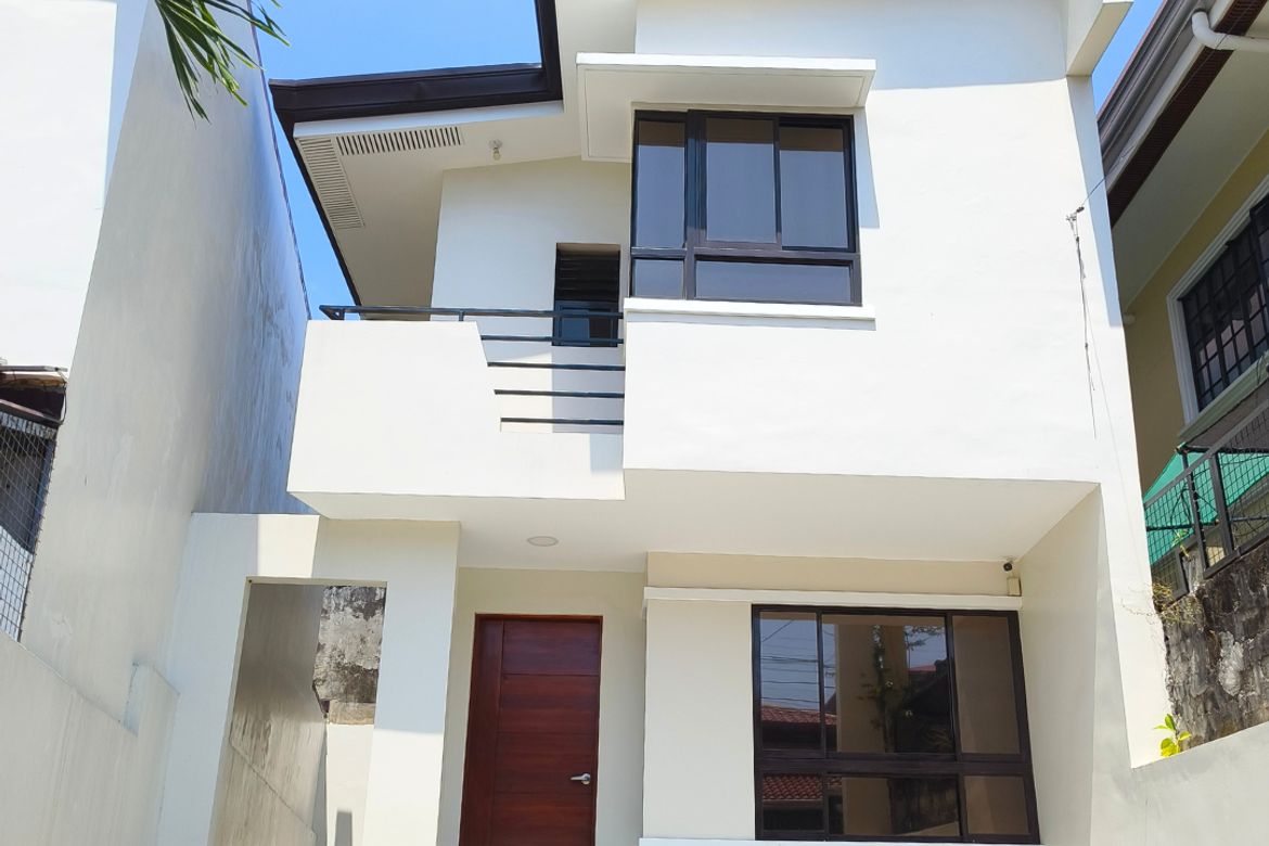 3 Bedroom House for Sale in Talon Kuatro, Las Piñas, Metro Manila